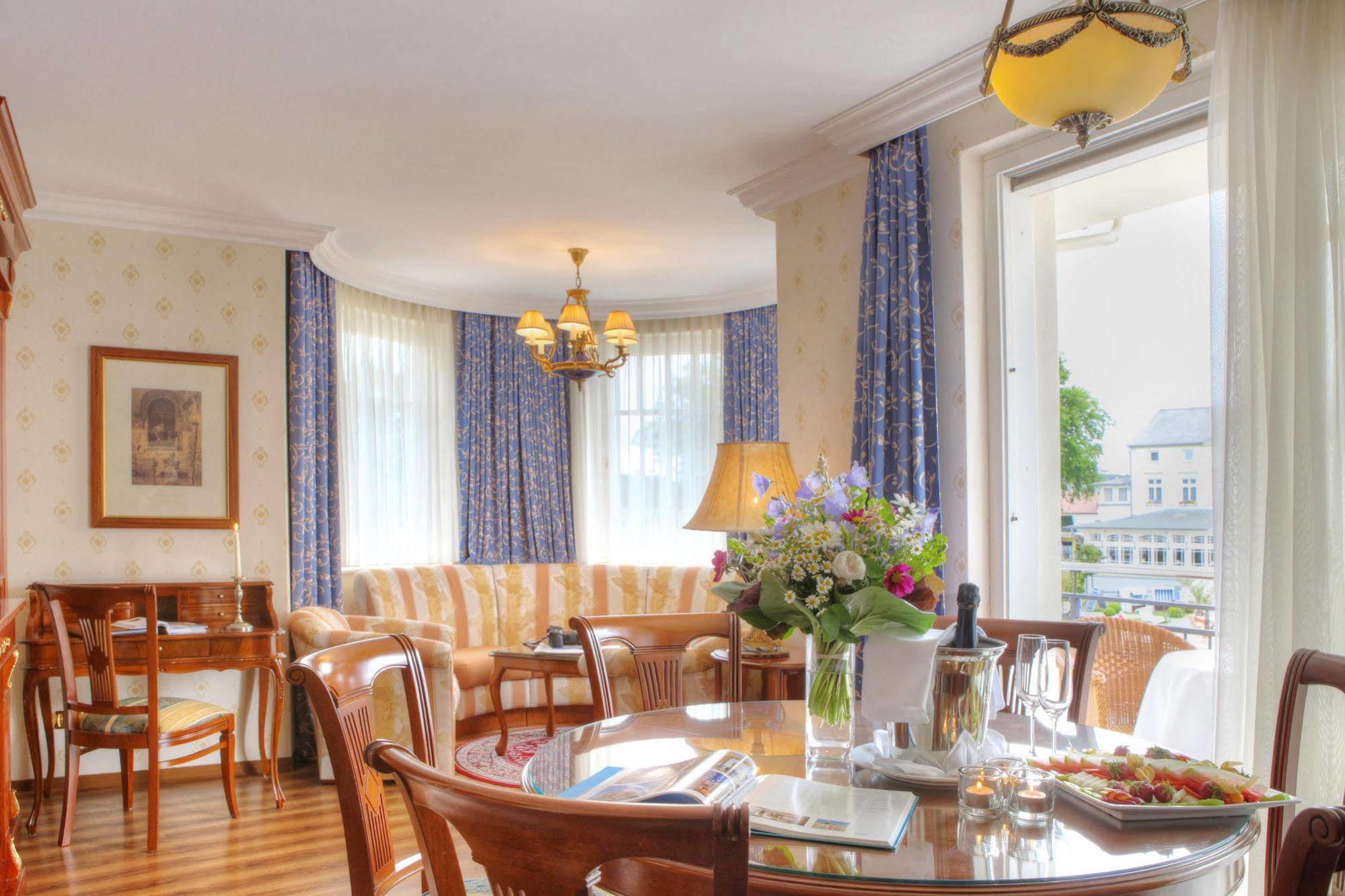 SEETELHOTEL Ahlbecker Hof Heringsdorf  Exteriör bild A suite at the Hotel de France