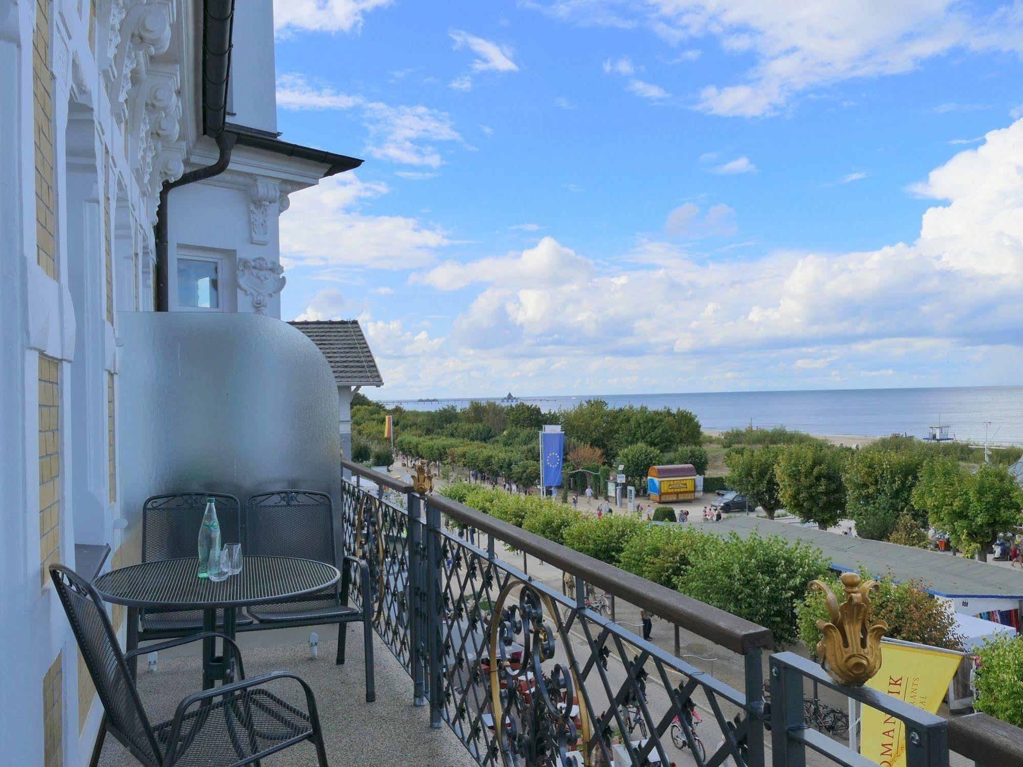 SEETELHOTEL Ahlbecker Hof Heringsdorf  Exteriör bild Baltic Sea view from the balcony of a hotel in Pärnu, Estonia