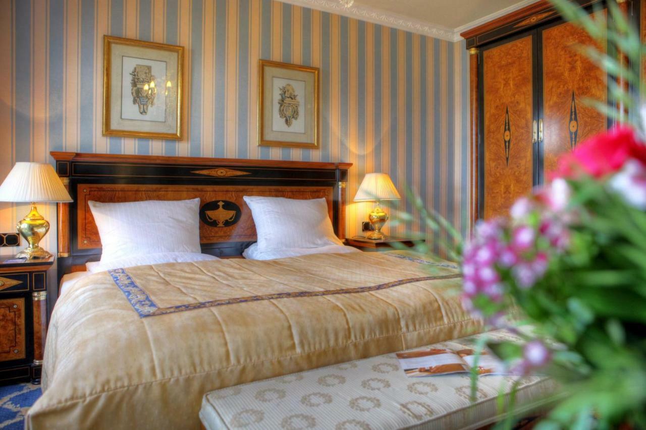 SEETELHOTEL Ahlbecker Hof Heringsdorf  Exteriör bild A bedroom at the hotel