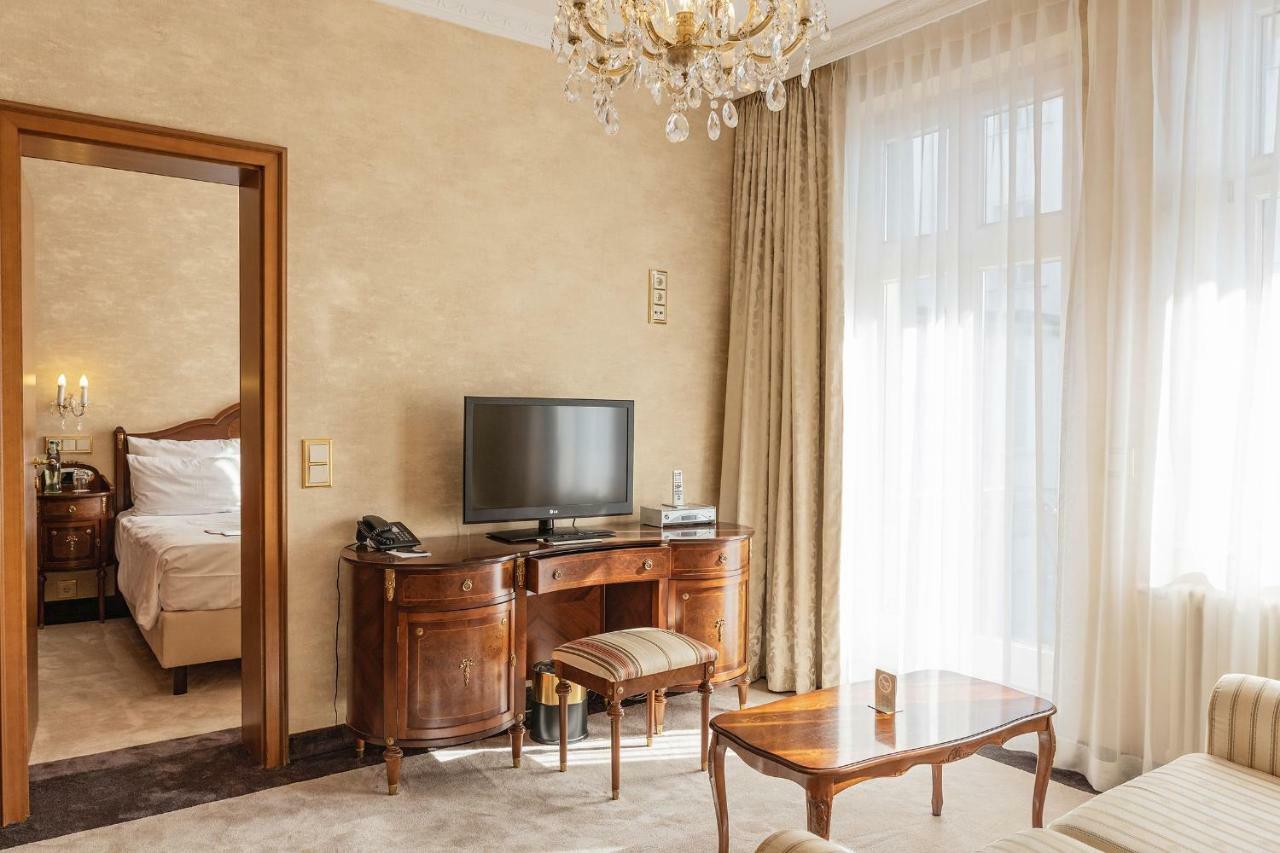 SEETELHOTEL Ahlbecker Hof Heringsdorf  Exteriör bild A suite at the Hotel de Saxe